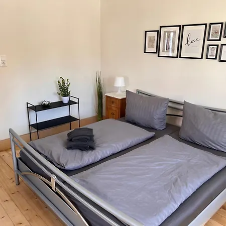 Modern, Geraeumig, Bayerisch - Haus In Lengenfeld Appartement Purgen