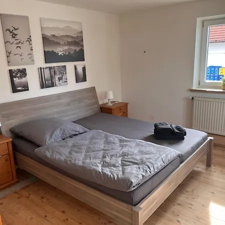 Modern, Geraeumig, Bayerisch - Haus In Lengenfeld דירה